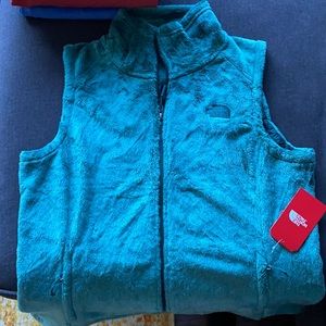 Brand new!!! North face osito vest. Green size xl